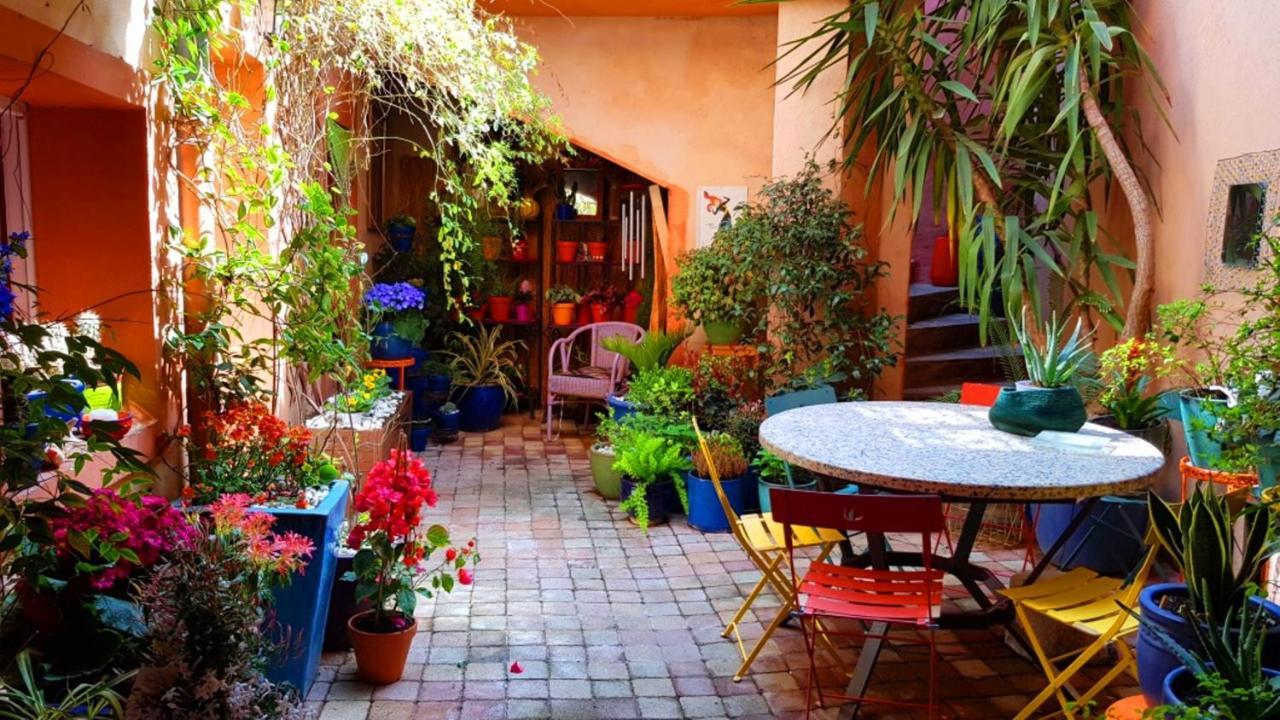 Petit Patio En Centre Ville Nîmes Kültér fotó